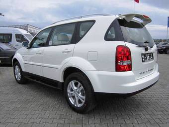 2011 SsangYong Rexton Pics