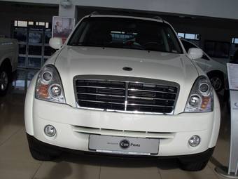 2012 SsangYong Rexton Photos