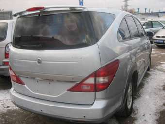 2005 SsangYong Rodius Pictures