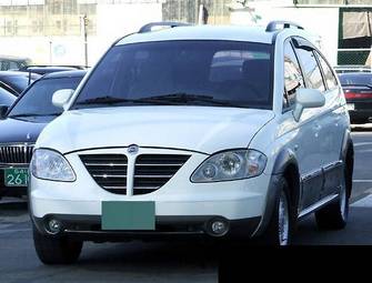 2005 SsangYong Rodius Photos