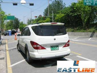 2005 SsangYong Rodius Photos