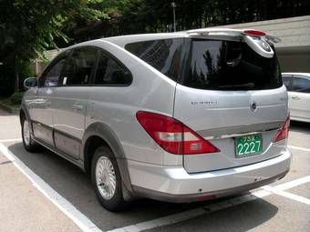2005 SsangYong Rodius Images