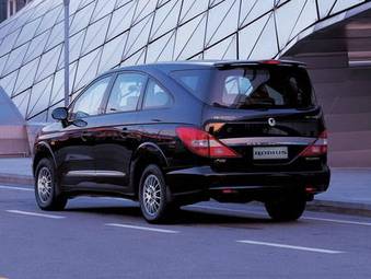 2009 SsangYong Rodius Photos