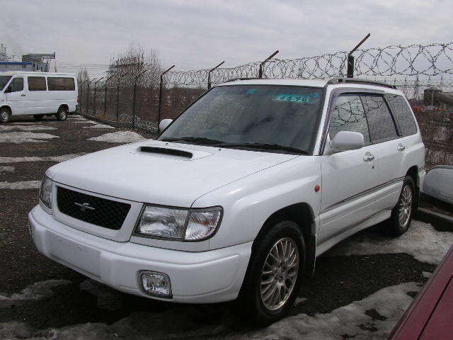 1998 Subaru Forester Pictures