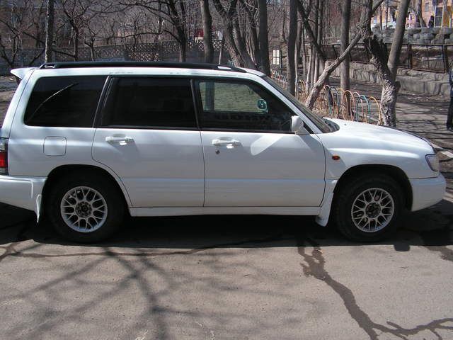 1999 Subaru Forester
