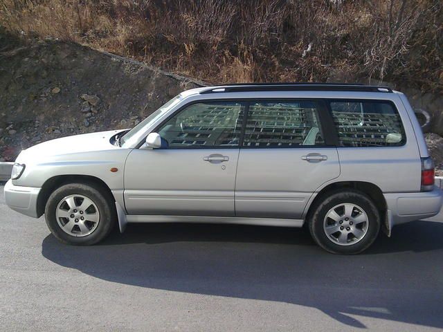1999 Subaru Forester