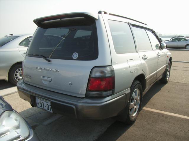 1999 Subaru Forester Pictures