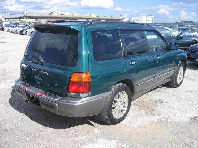 1999 Subaru Forester Pictures