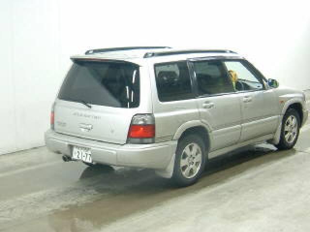 1999 Subaru Forester Photos