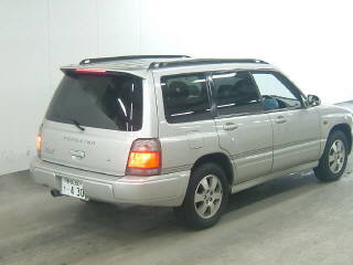 1999 Subaru Forester Photos