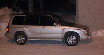 1999 Subaru Forester Pics