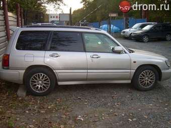 1999 Subaru Forester Photos