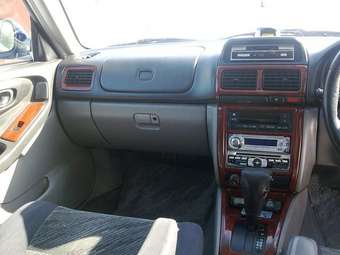 1999 Subaru Forester Images