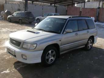 1999 Subaru Forester Photos