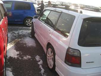 1999 Subaru Forester Photos