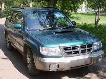 1999 Subaru Forester Images