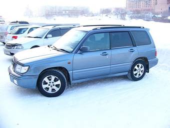 1999 Subaru Forester Wallpapers