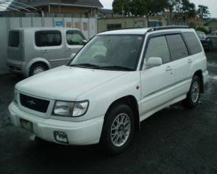 1999 Subaru Forester Pics