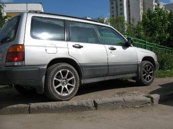 1999 Subaru Forester Photos