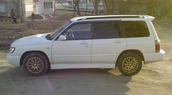 1999 Subaru Forester Pictures