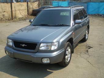 1999 Subaru Forester Photos