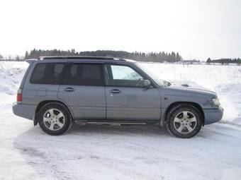 1999 Subaru Forester Photos