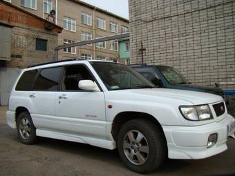 1999 Subaru Forester Photos