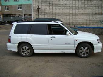 1999 Subaru Forester Photos