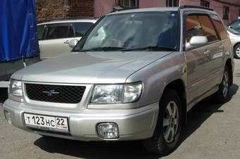 1999 Subaru Forester Pictures