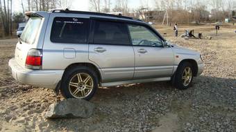 1999 Subaru Forester Pics