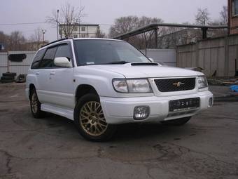 1999 Subaru Forester Photos