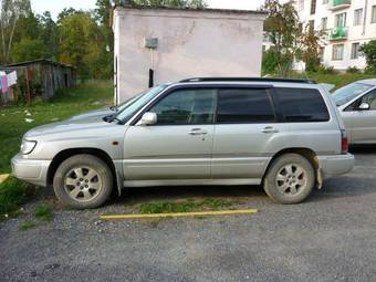 1999 Subaru Forester Photos