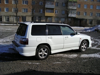 2000 Forester