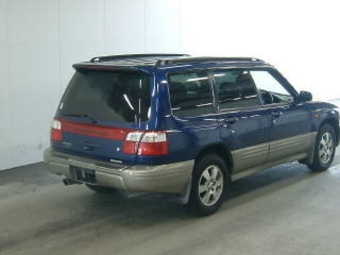2000 Forester