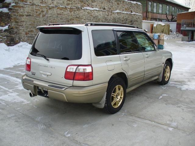 2000 Subaru Forester