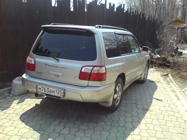 2000 Subaru Forester