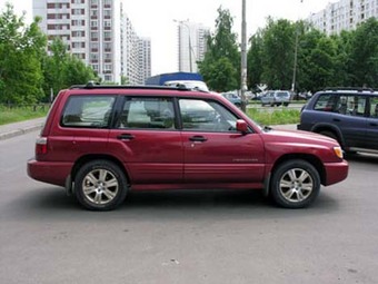 2000 Subaru Forester Photos