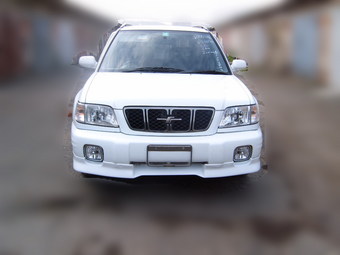 2000 Subaru Forester Pictures