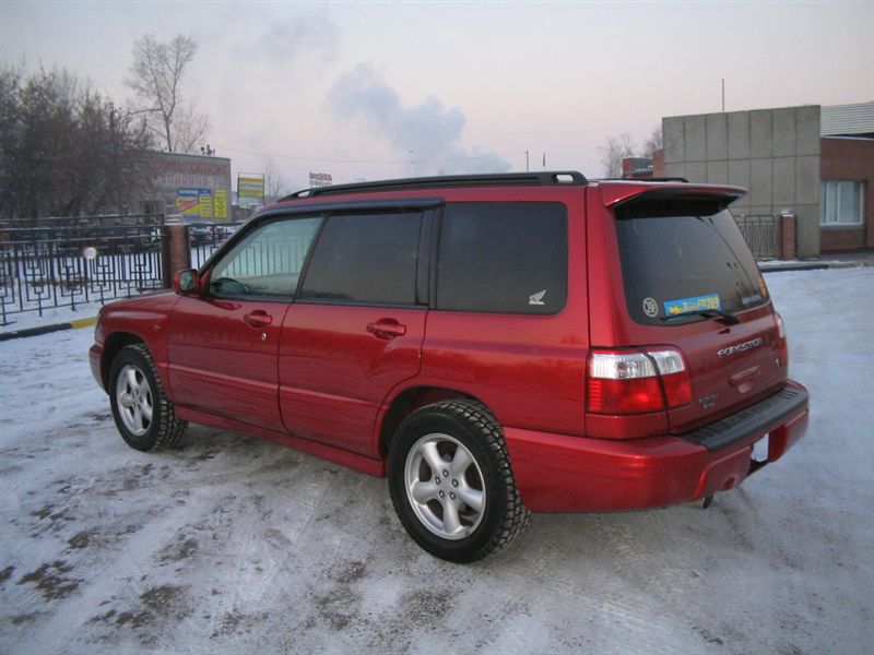 2000 Subaru Forester Pictures
