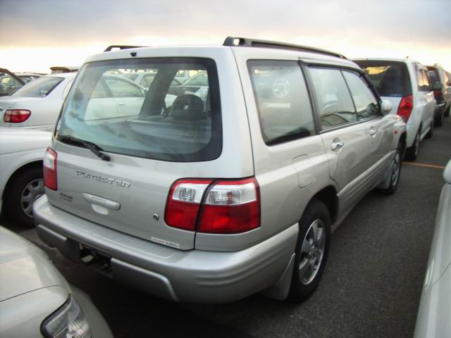 2000 Subaru Forester Pics