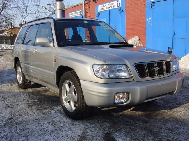 2000 Subaru Forester Pics