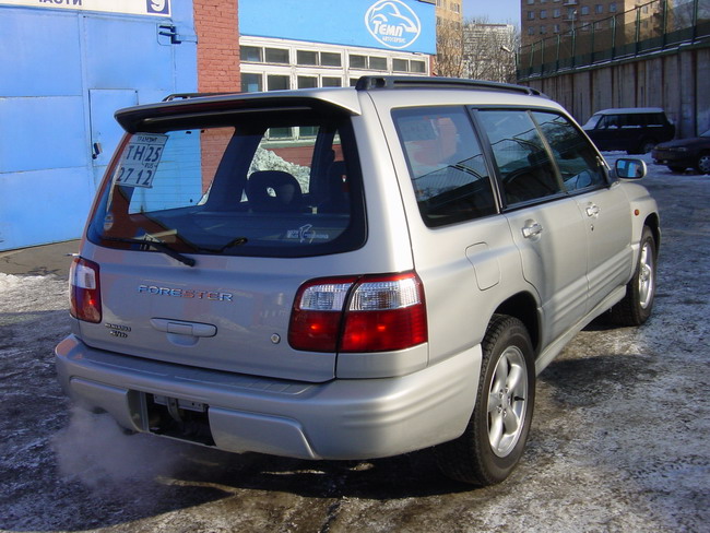 2000 Subaru Forester Pictures
