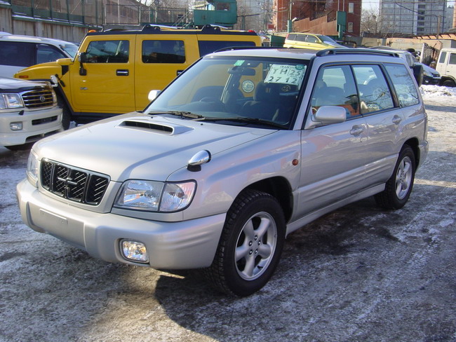 2000 Subaru Forester Pictures