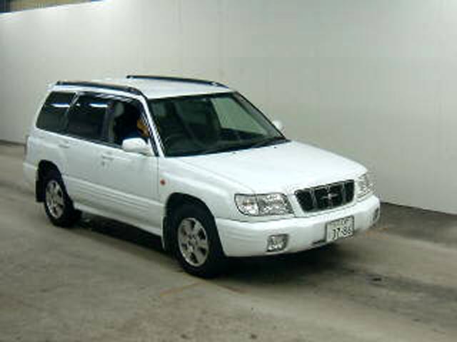 2000 Subaru Forester Photos
