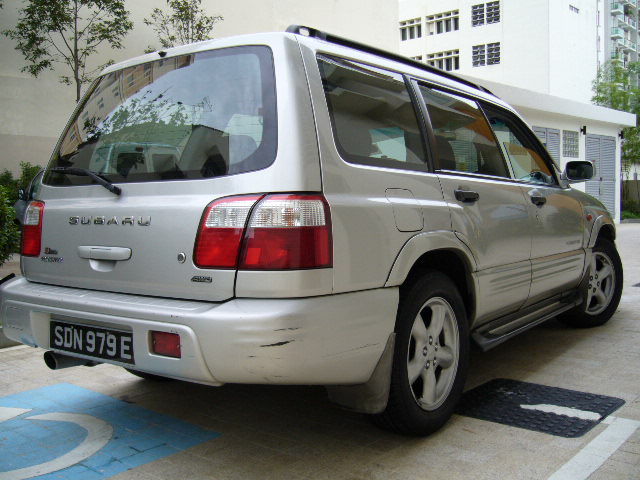 2000 Subaru Forester Pictures