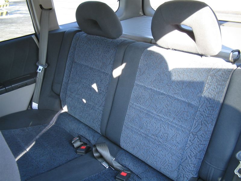 2000 Subaru Forester Photos