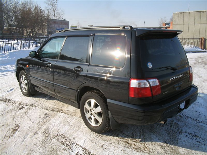 2000 Subaru Forester Pictures