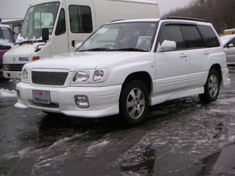 2000 Subaru Forester Photos