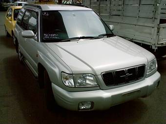 2000 Subaru Forester Photos