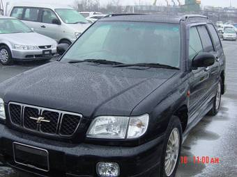 2000 Subaru Forester Photos